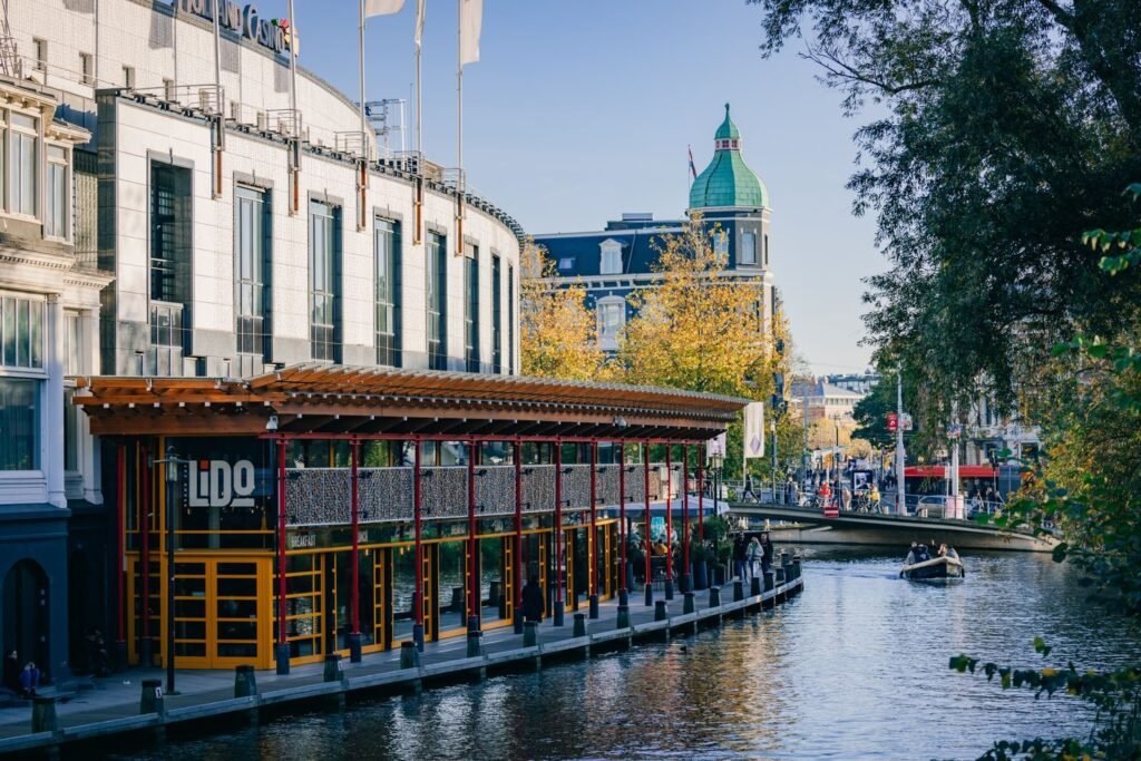 Winkelen buiten het centrum van Roermond